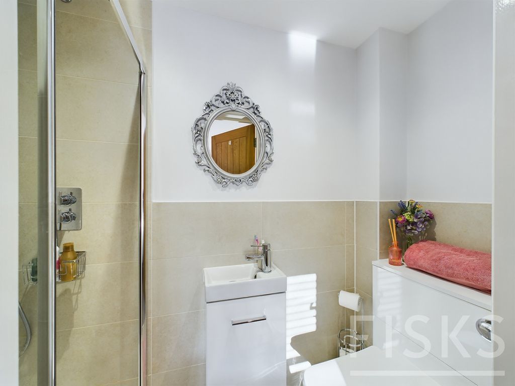 Additional image 8 of 2 bed flat for saleLondon Road, Benfleet SS7