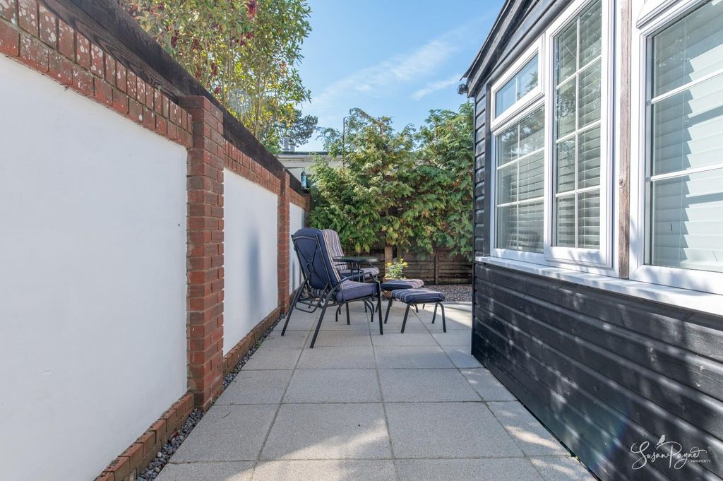 Additional image 24 of 2 bed semi-detached house for saleIsenhurst Court, Bembridge PO35