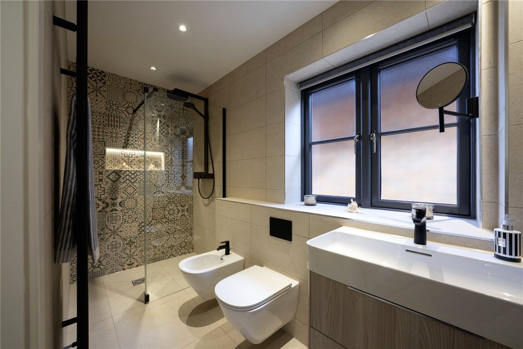 Additional image 15 of 2 bed detached house for saleThe Gatehouse, Millwood, Emsworth, West Sussex PO10