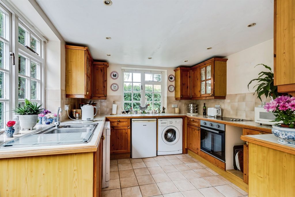 Additional image 3 of 4 bed detached house for saleHigh Street, Sutton Courtenay, Abingdon OX14
