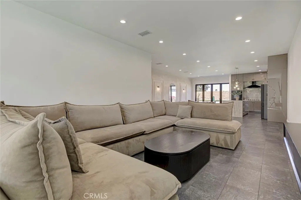 Additional image 57 of 10823 Parr Ave, Sunland, CA 91040