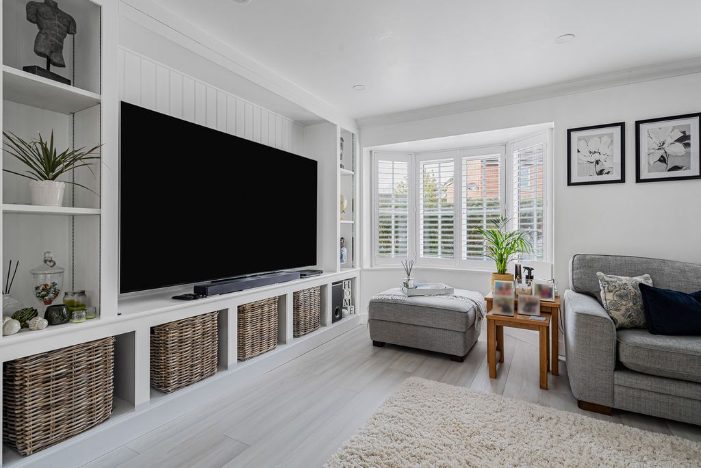 Additional image 3 of 4 bed detached house for saleCorncrake Way, Bicester OX26