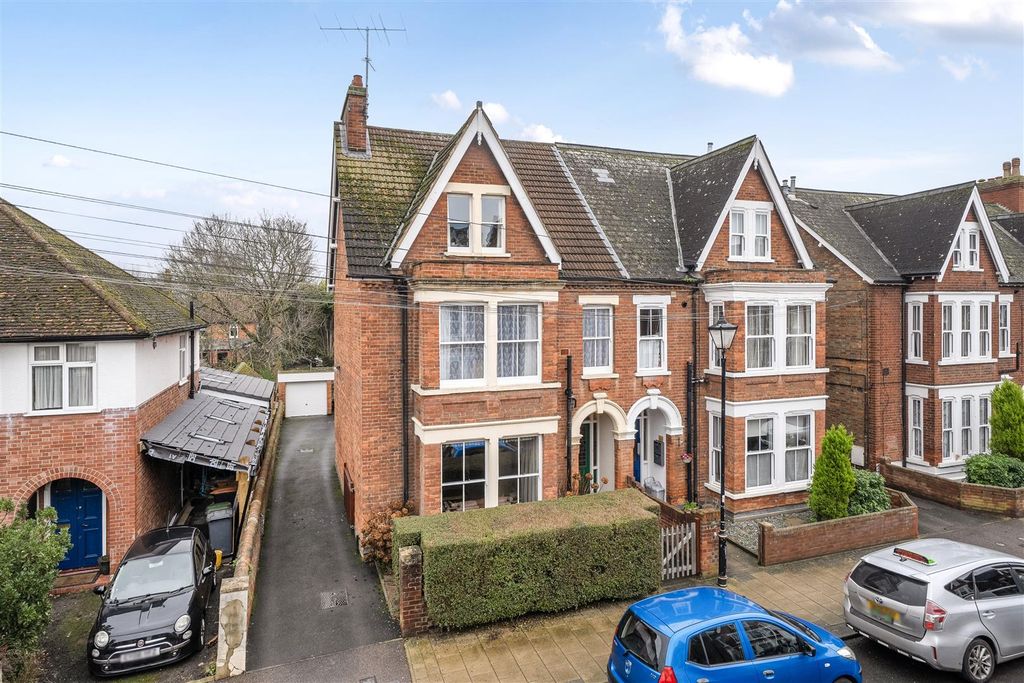 Additional image 4 of 6 bed semi-detached house for saleSt. Augustines Road, Bedford MK40