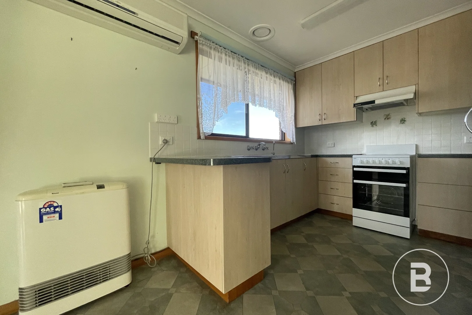 Additional image 4 of 3/39 Clarendon Street, Maryborough VIC 3465