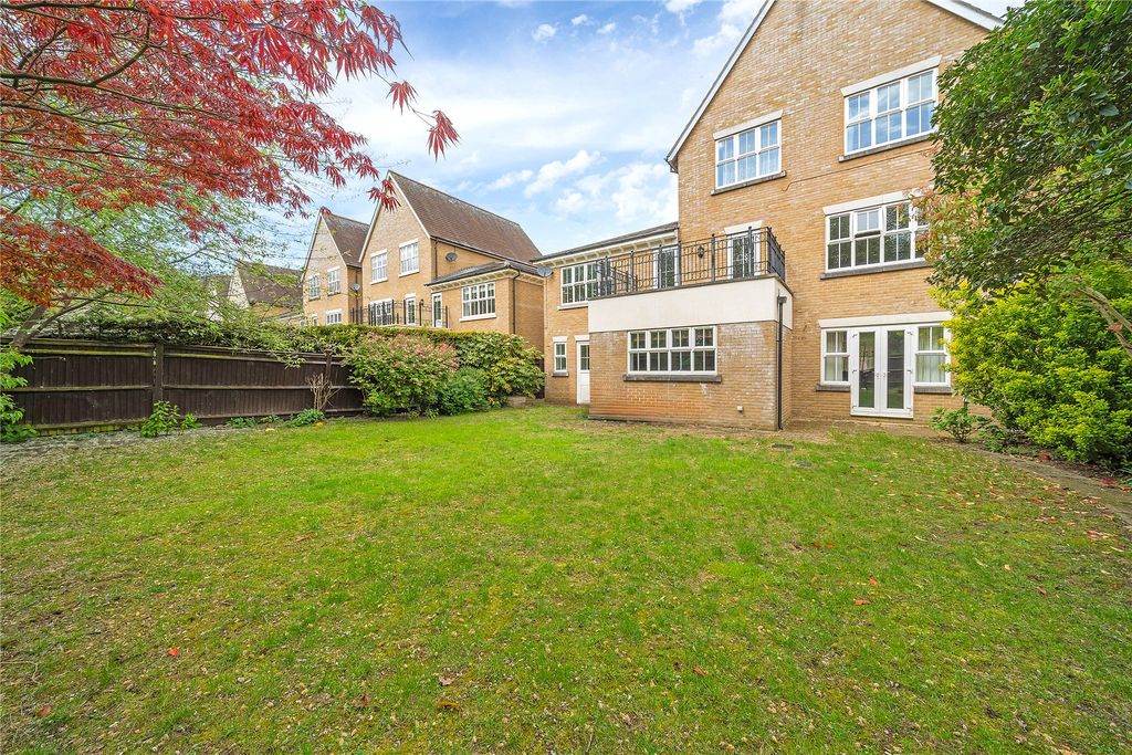 Additional image 10 of 4 bed detached house for saleDeveraux Close, Beckenham BR3