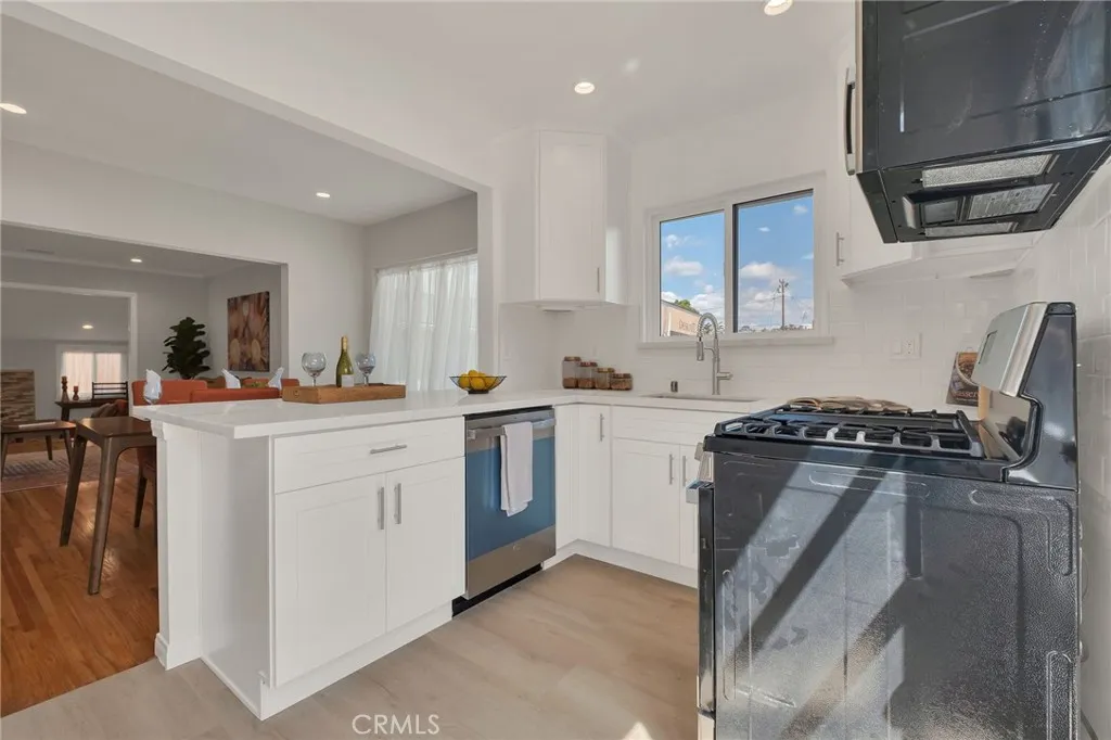 Additional image 52 of 3827 Lomina Ave, Long Beach, CA 90808