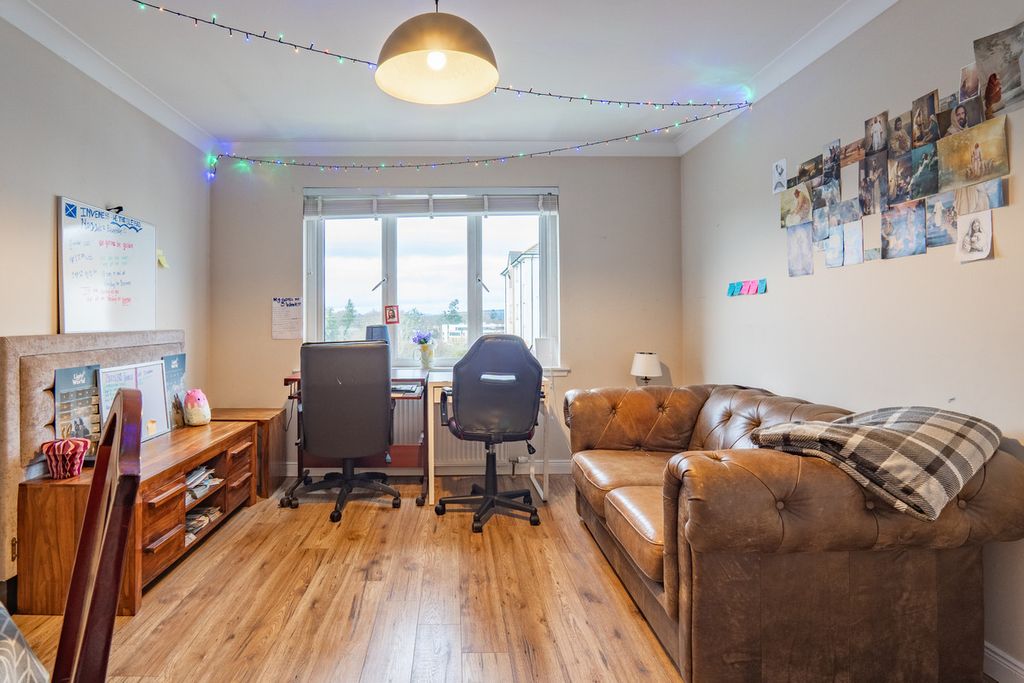 Additional image 2 of 2 bed flat for saleHolm Farm Road, Inverness IV2