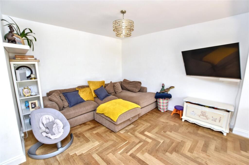 Additional image 7 of 5 bed semi-detached house for saleBowness Road, Bexleyheath DA7