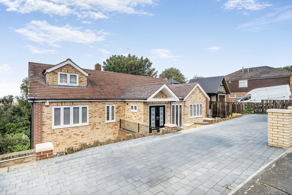 Additional image 8 of 8 bed detached house for saleFremantle Road, Belvedere DA17