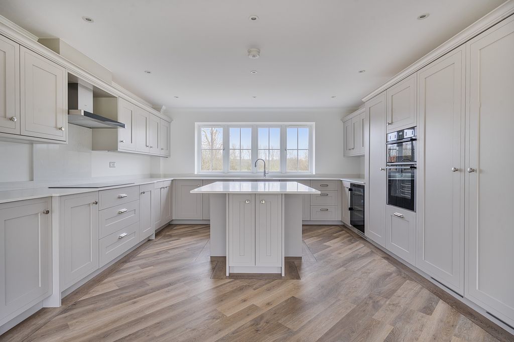Additional image 12 of 5 bed detached house for saleBears Green, Bears Lane, Great Chart, Ashford, Kent TN23