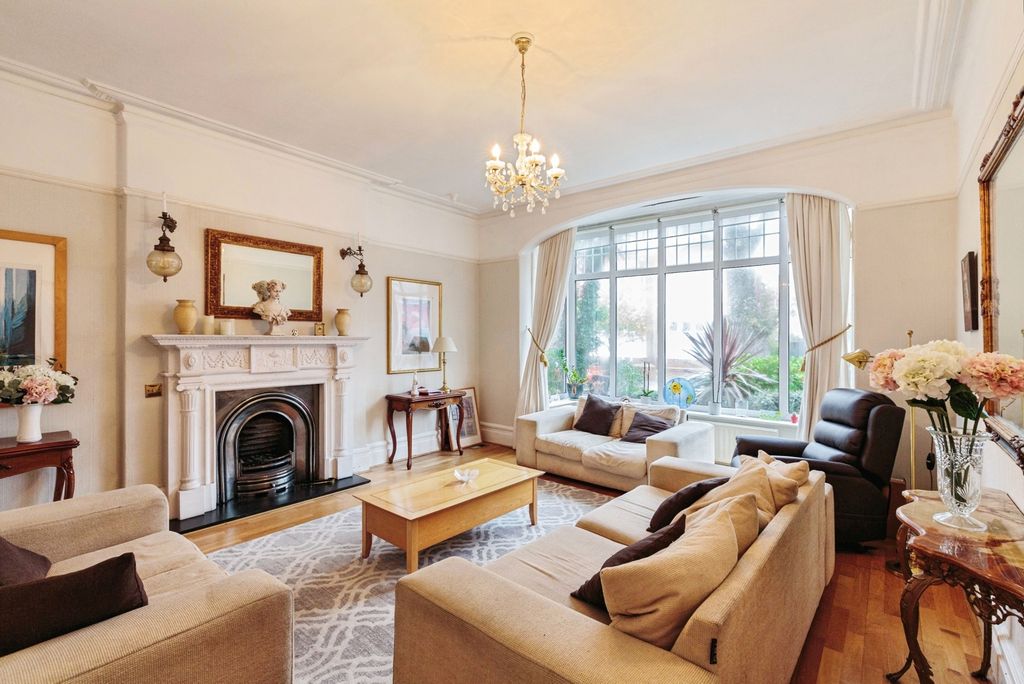 Additional image 3 of 5 bed detached house for saleOrchard Road, Lytham St. Annes, Lancashire FY8