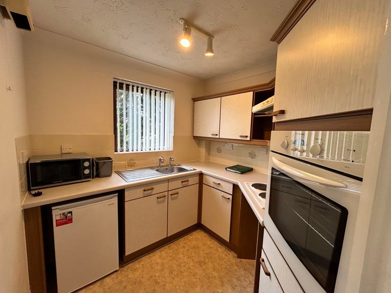 Additional image 6 of 1 bed property for saleCoed Pella Road, Colwyn Bay LL29