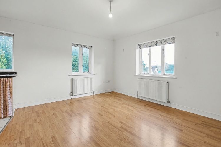 Additional image 4 of 2 bed flat for saleGarth Court, Bicester OX26