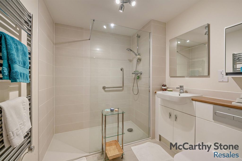 Additional image 12 of 2 bed flat for saleGordon Court, Flood Lane, Bridport DT6