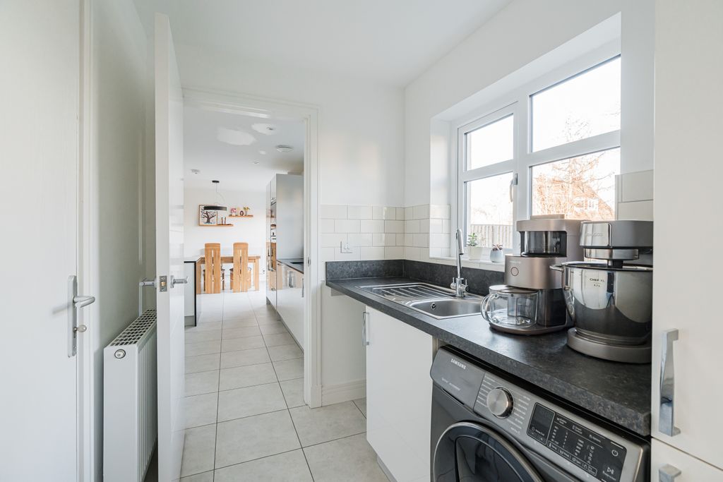 Additional image 13 of 4 bed villa for sale34 Somerville Road, Edinburgh EH14