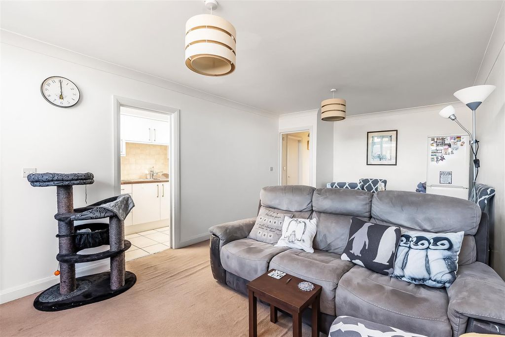 Additional image 5 of 2 bed flat for saleThe Street, Ashtead KT21