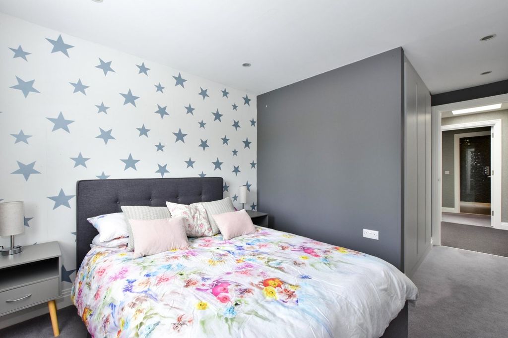 Additional image 24 of 4 bed detached house for saleAdrian Road, Abbots Langley WD5