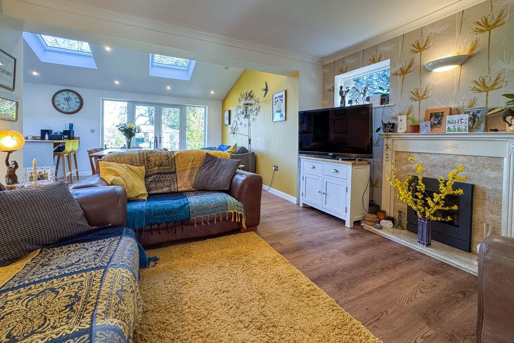 Additional image 6 of 4 bed detached house for saleBeech Road, Alresford SO24
