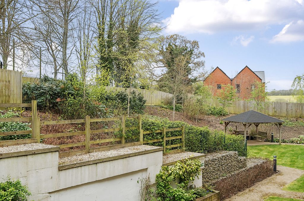 Additional image 7 of 1 bed flat for saleThe Dean, Alresford, Hampshire SO24