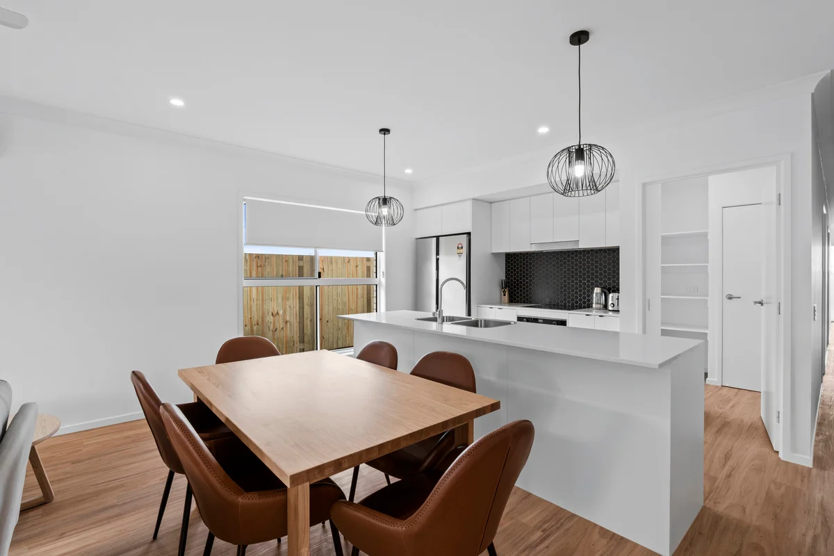 Additional image 26 of 2/44 Hewing Place, Park Ridge QLD 4125