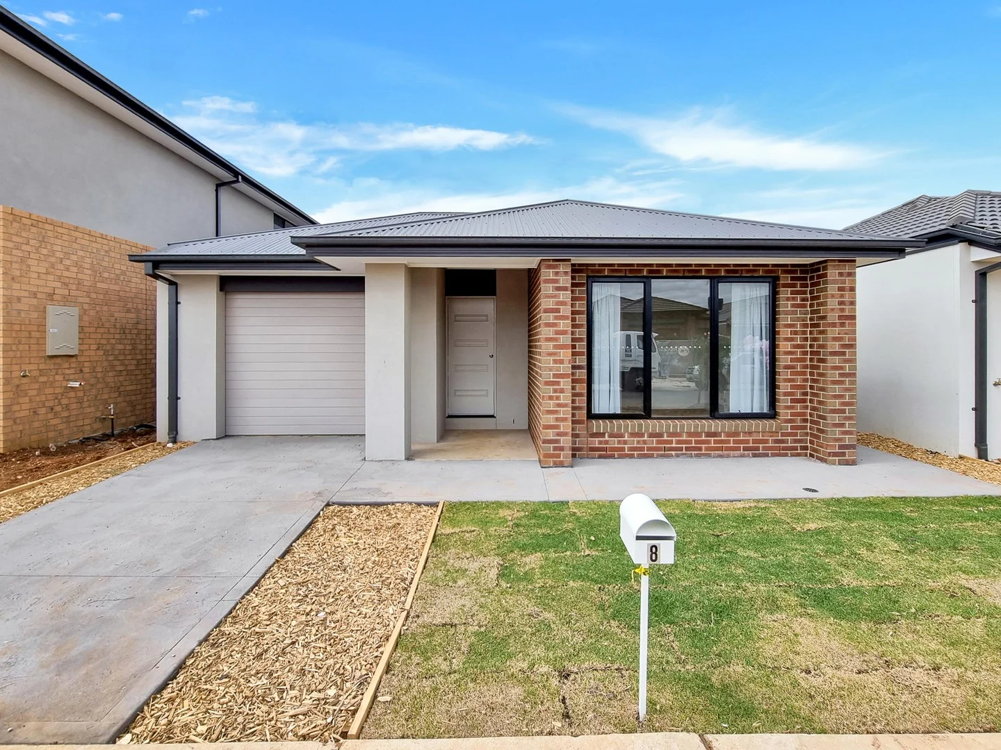8 Clancy Road, Weir Views VIC 3338