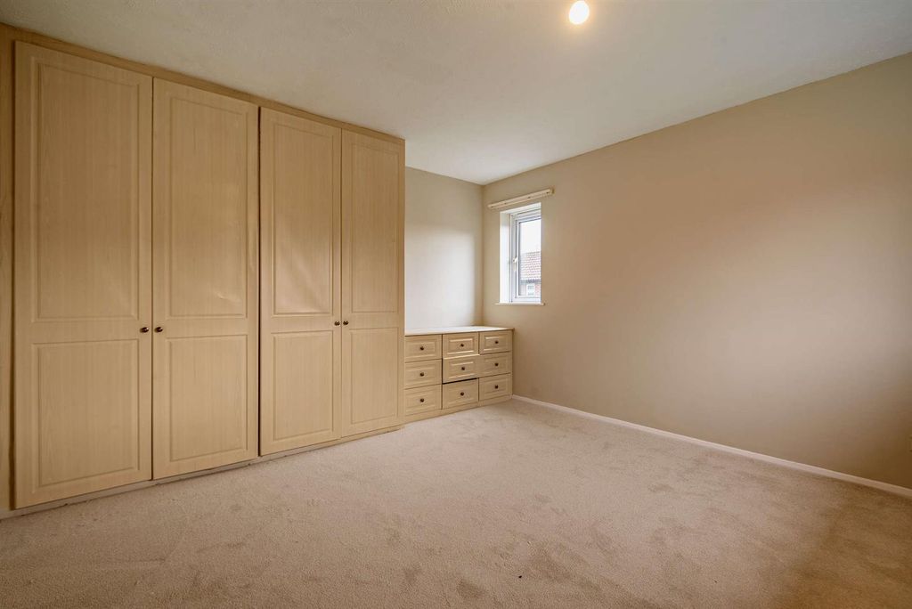 Additional image 8 of 1 bed end terrace house for saleLittlemead, Woking GU21