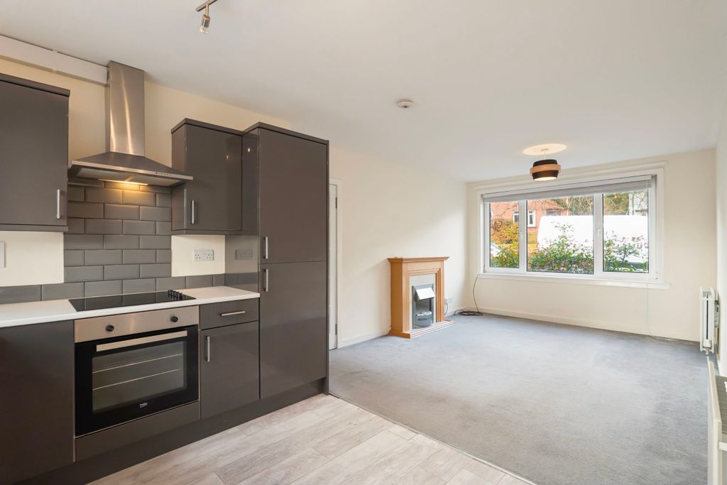 Additional image 5 of 2 bed flat for saleCharles Crescent, Drymen G63