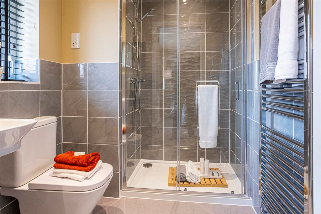 Additional image 18 of 4 bed detached house for saleBuckenham Road, Attleborough NR17