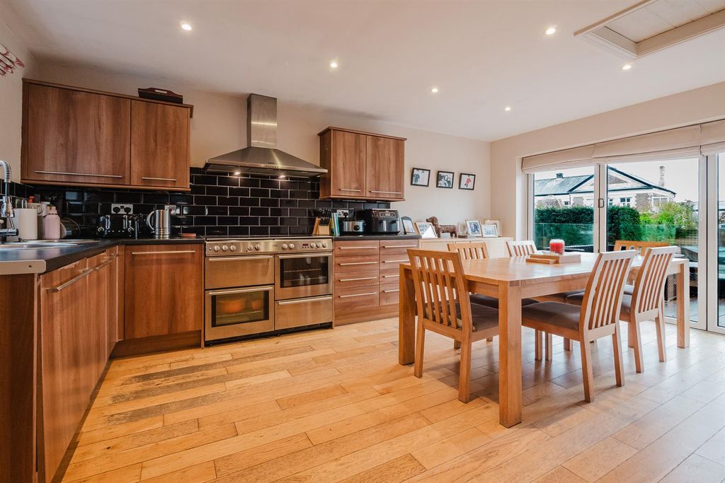 Additional image 11 of 5 bed semi-detached house for saleGroby Road, Altrincham WA14