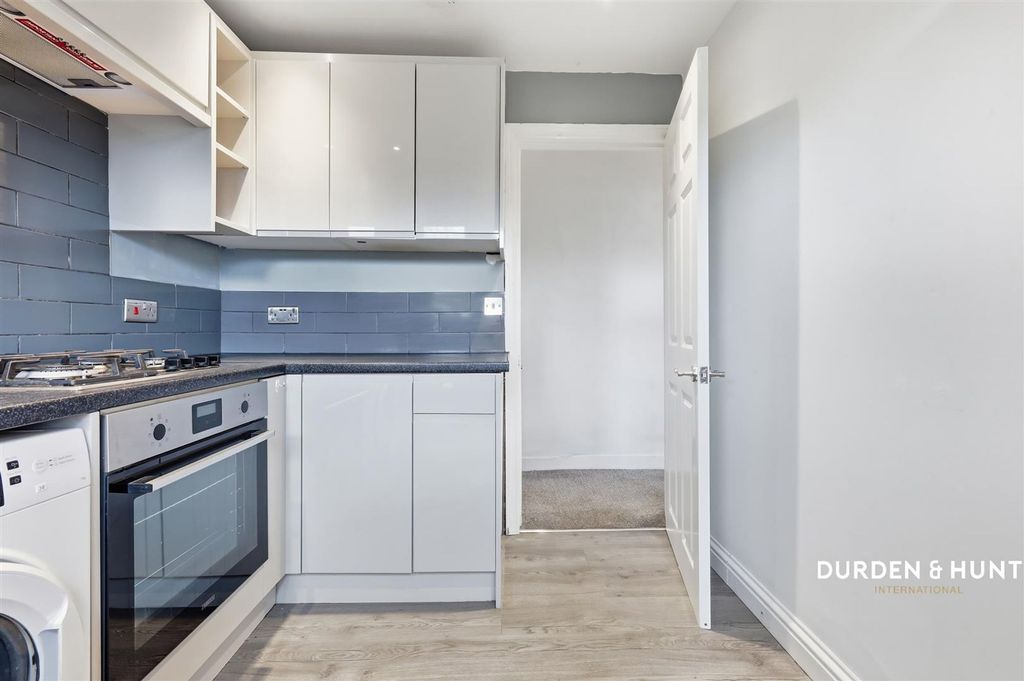 Additional image 5 of 2 bed flat for saleStanley Road, Hornchurch RM12