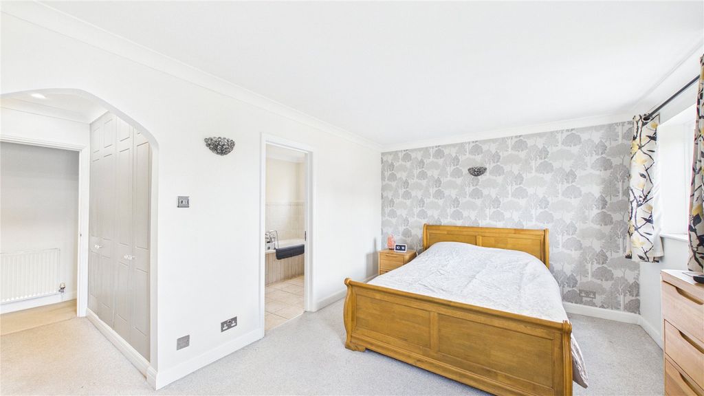 Additional image 11 of 6 bed detached house for saleBagshot, Surrey GU19