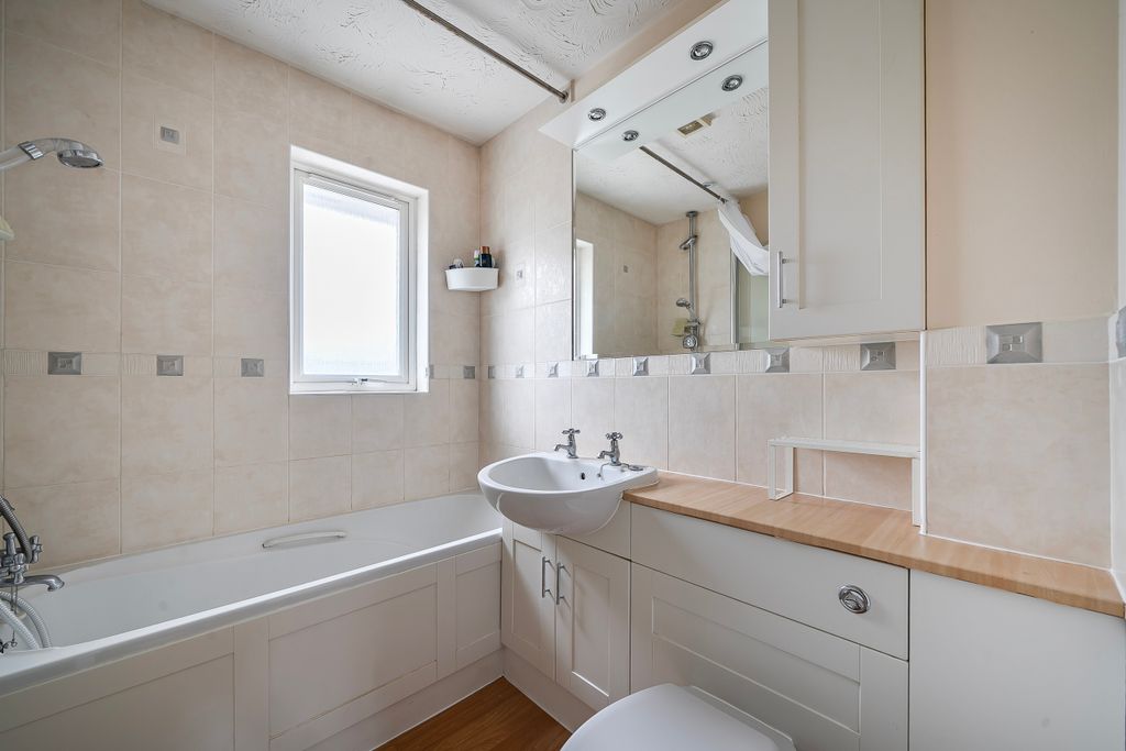 Additional image 10 of 4 bed end terrace house for saleLapwing Way, Abbots Langley, Hertfordshire WD5