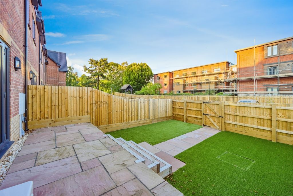Additional image 16 of 3 bed property for saleKing Edward Street, Ashbourne DE6