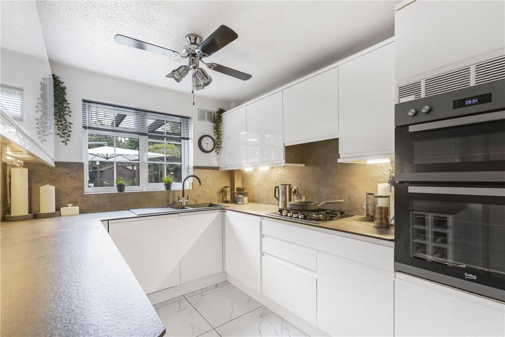 Additional image 7 of The Shaws, Welwyn Garden City, AL7