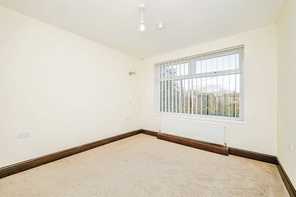 Additional image 9 of 5 bed semi-detached house for salePort Road East, Barry CF62