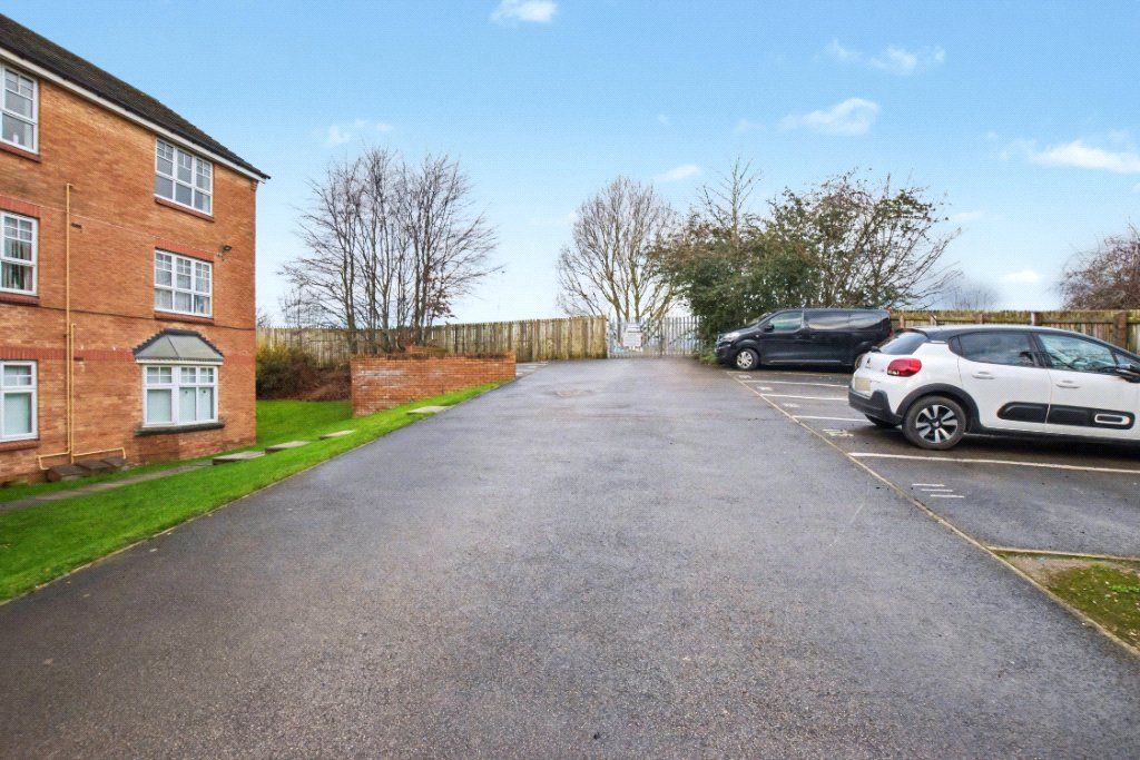 Additional image 8 of 2 bed flat for saleTavistock Mews, Leeds, West Yorkshire LS12