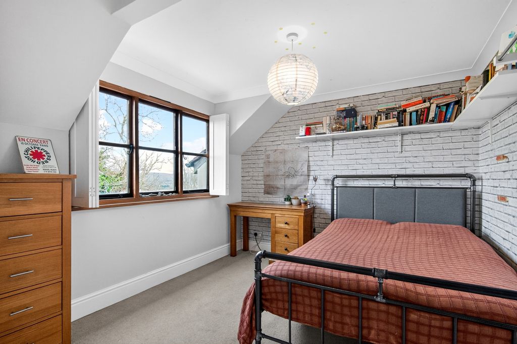 Additional image 9 of 5 bed detached house for saleLynhurst Avenue, Barnstaple EX31