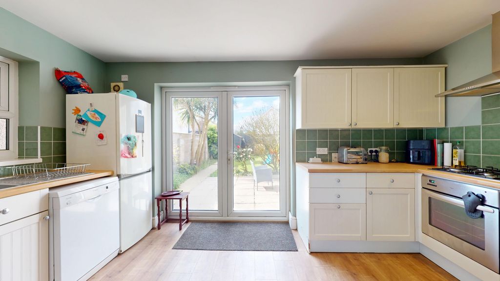 Additional image 4 of 2 bed semi-detached house for saleMarshfield Road, Cardiff CF3