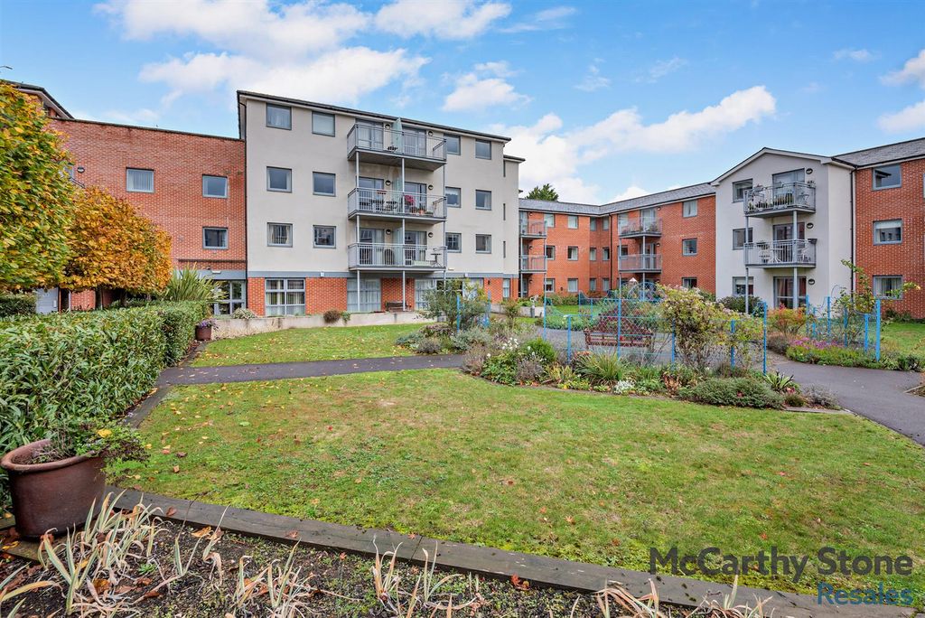 Additional image 14 of 2 bed flat for saleLady Susan Court, New Road, Basingstoke RG21