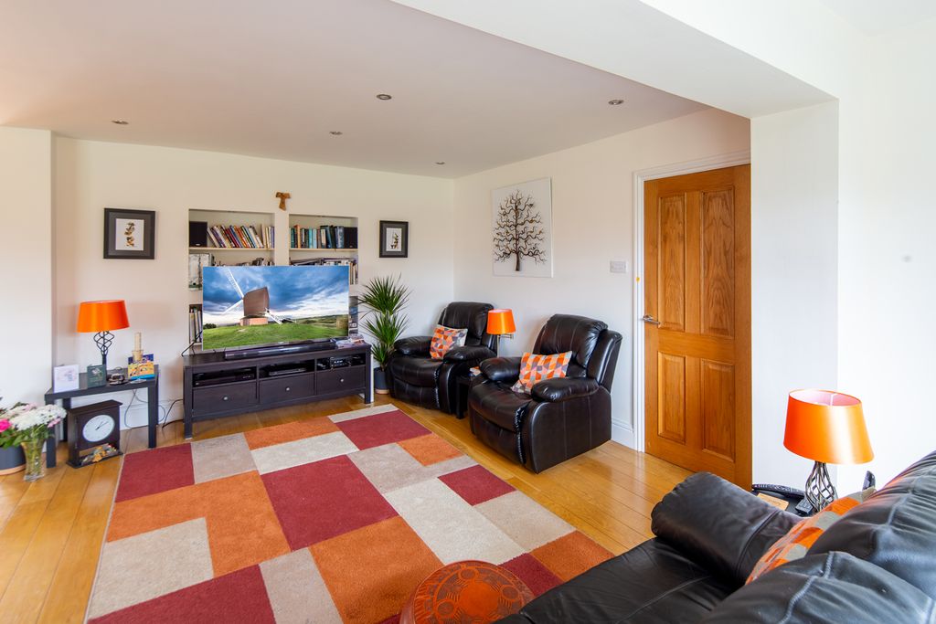 Additional image 5 of 4 bed detached house for saleFortescue Drive, Bicester OX26