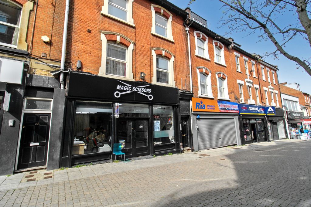 Additional image 27 of 6 bed property for saleUnion Street, Aldershot, Hampshire GU11