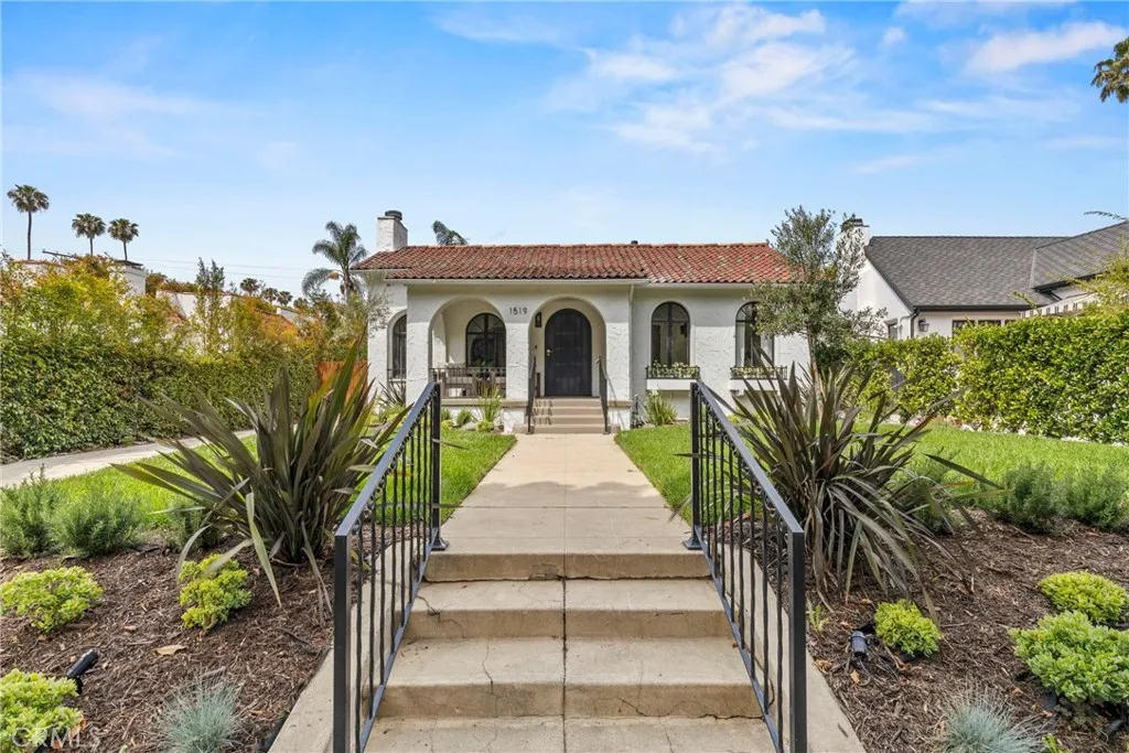 Additional image 7 of 1519 Courtney Avenue, Los Angeles, CA 90046
