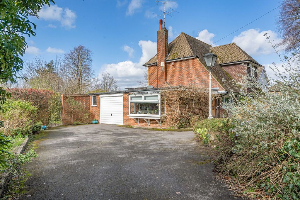 Additional image 24 of 4 bed detached house for saleCrampshaw Lane, Ashtead KT21