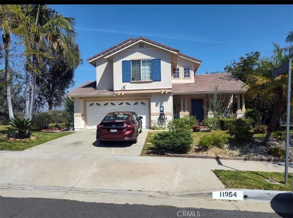 11954 Edgecliff Ave, Sylmar, CA 91342