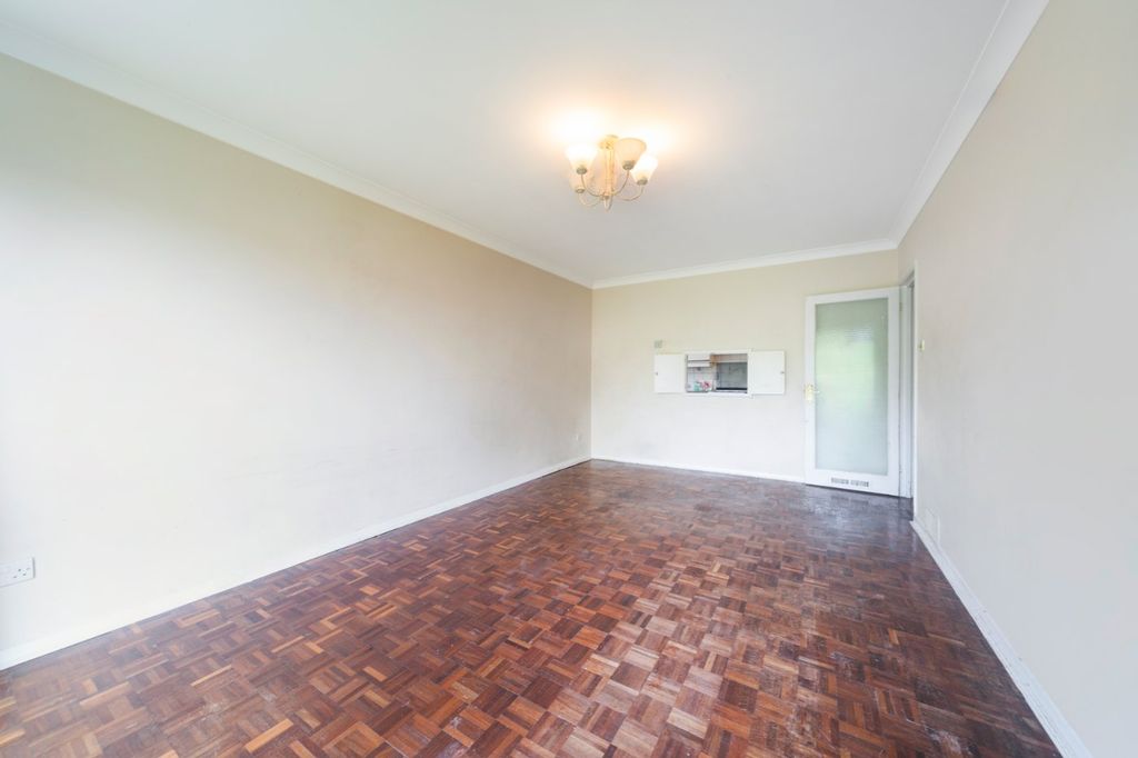 Additional image 8 of 2 bed flat for saleFoxgrove Road, Beckenham BR3