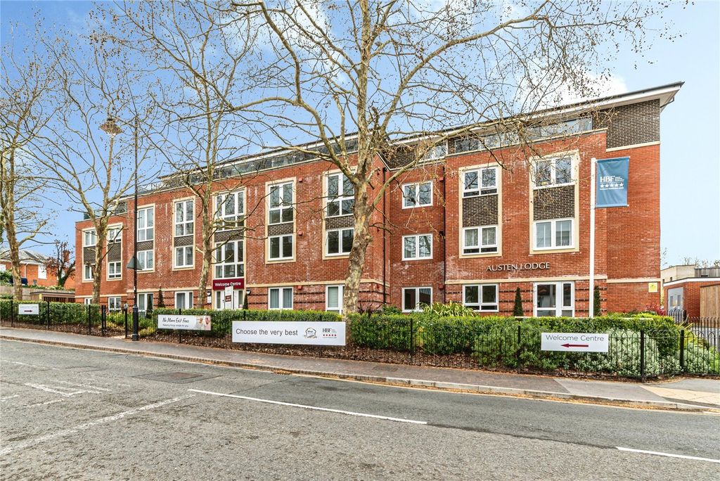 1 bed flat for saleLondon Road, Basingstoke, Hampshire RG21