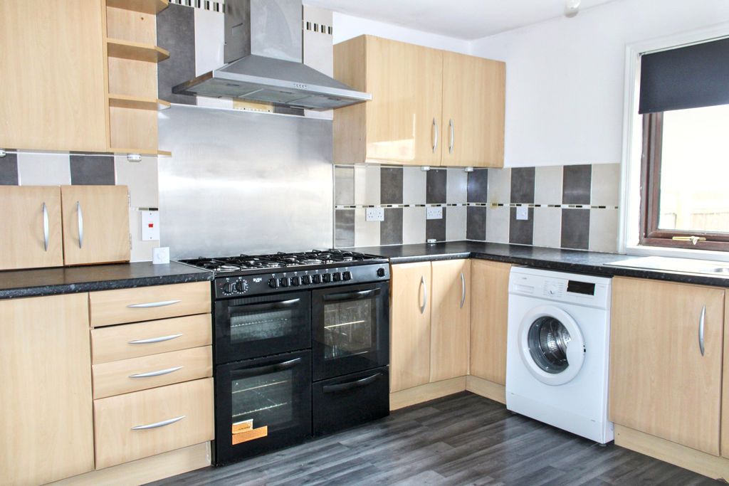 Additional image 2 of 3 bed semi-detached house for sale10 Arran Court, Alloa FK10