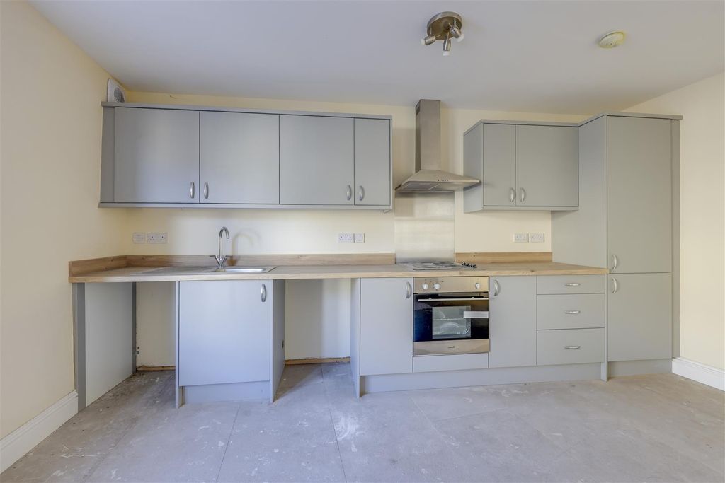 Additional image 11 of 3 bed flat for saleNewchurch Road, Bacup, Rossendale OL13