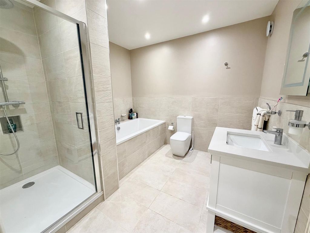 Additional image 13 of 3 bed flat for saleBooth Road, Altrincham WA14