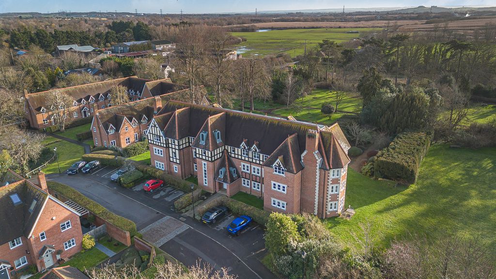 Additional image 2 of 2 bed flat for saleLady Place, Sutton Courtenay OX14